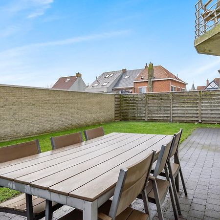 Luxury Apartment With Garden Close To The Beach Oostende Buitenkant foto