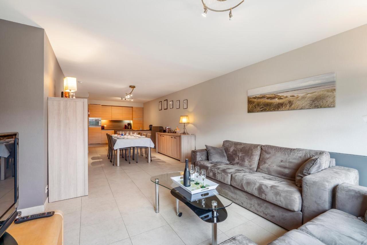 Luxury Apartment With Garden Close To The Beach Oostende Buitenkant foto